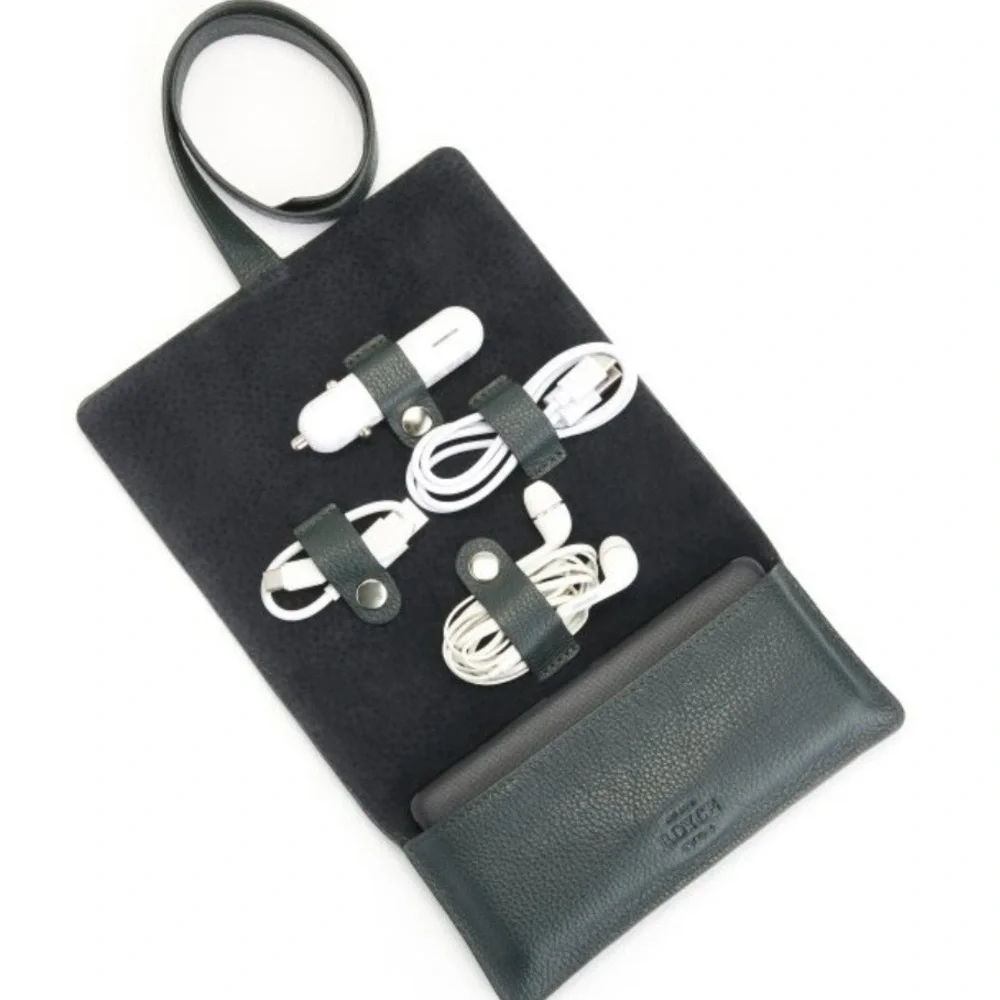NEW ROYCE NEW YORK TECH CORD ORGANIZER ROLL Dark Green Genuine Leather